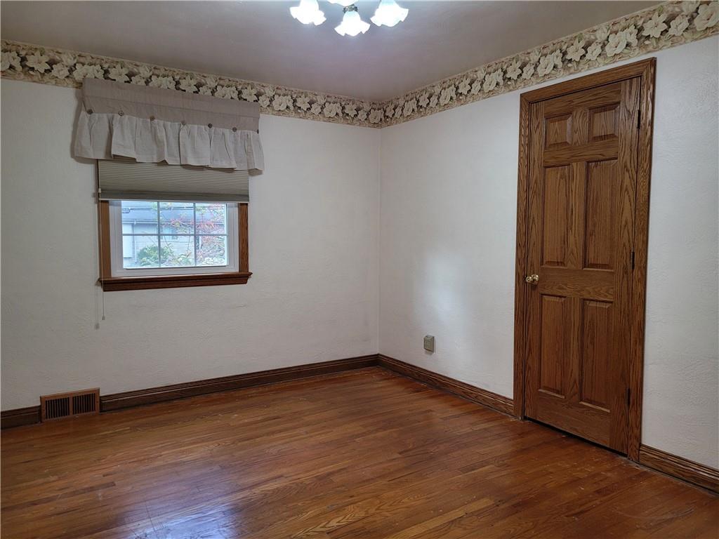 277 Voss Road Bethel Park, PA 15102 - Photo 16 of 21