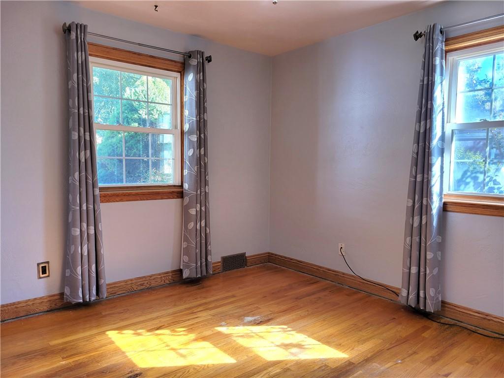 277 Voss Road Bethel Park, PA 15102 - Photo 18 of 21