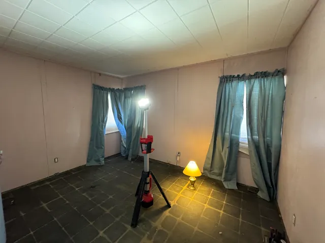 $250,000 | 742 Sheridan Springs Road, Lake Geneva, WI 53147