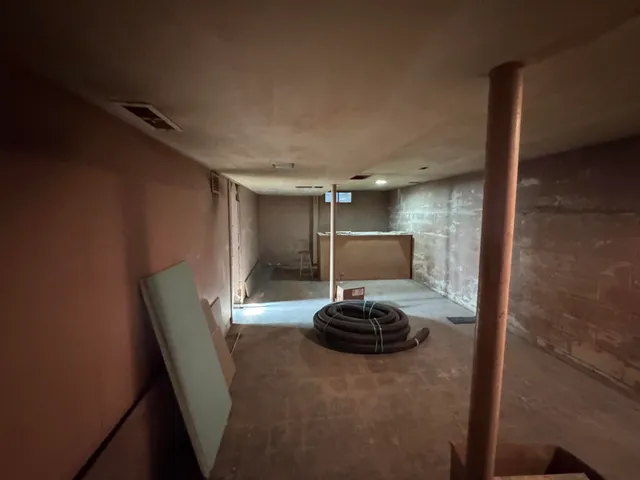 $250,000 | 742 Sheridan Springs Road, Lake Geneva, WI 53147