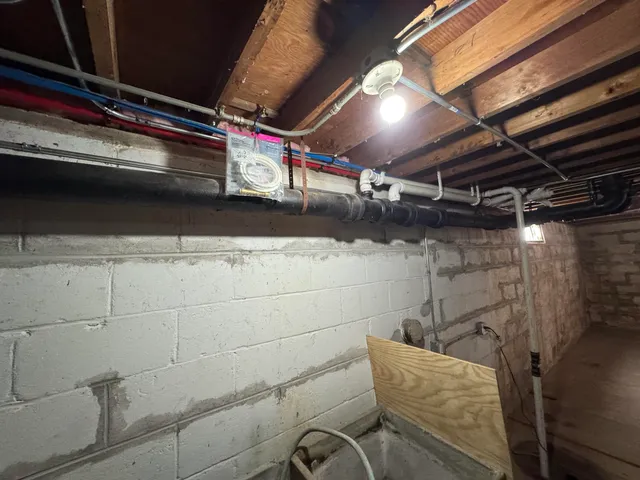 $250,000 | 742 Sheridan Springs Road, Lake Geneva, WI 53147