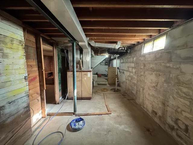 $250,000 | 742 Sheridan Springs Road, Lake Geneva, WI 53147