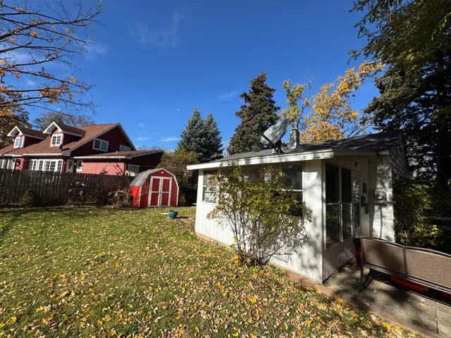 $250,000 | 742 Sheridan Springs Road, Lake Geneva, WI 53147