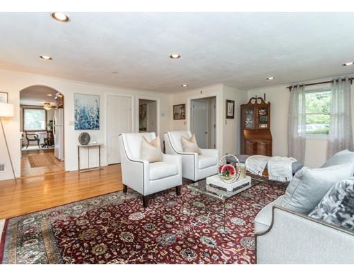 44 McLean Street Wellesley, MA 02481 - Photo 2 of 22 Gallery Image 2