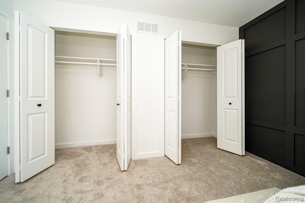 2729 Powderhorn Ridge Road Rochester, MI 48309 - Photo 61 of 95