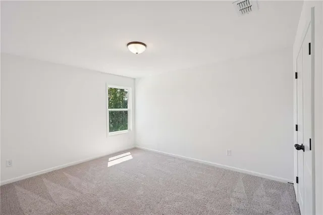 $449,900 | 308 Silverleaf Trail, Bethlehem, GA 30620