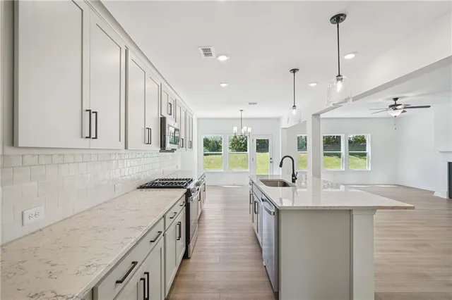 $449,900 | 308 Silverleaf Trail, Bethlehem, GA 30620