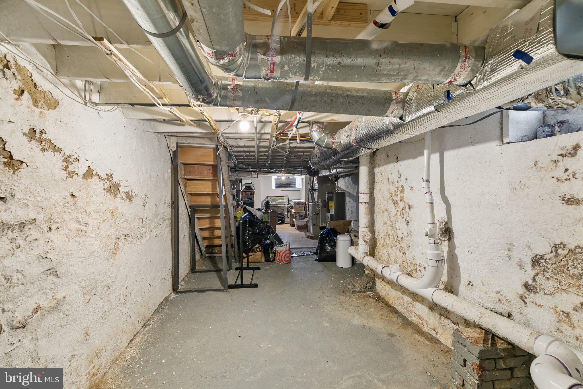 5365 Morris Street Philadelphia, PA 19144 - Photo 34 of 35 a view of a room with lot of stuff