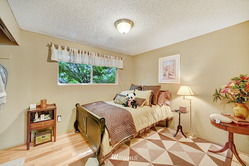 13919 196th Avenue Southeast Renton, WA 98059 - Photo 11 of 23 Gallery Image 11