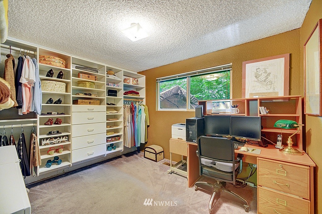 13919 196th Avenue Southeast Renton, WA 98059 - Photo 12 of 23 Gallery Image 12