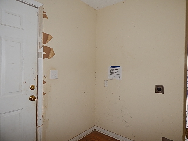 15964 Barlow Road Loxley, AL 36551 - Photo 19 of 19 Laundry Room