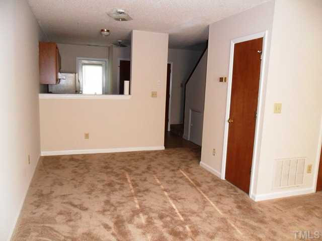 8112 Farmlea Circle Raleigh, NC 27616 - Photo 4 of 8 Dining Room