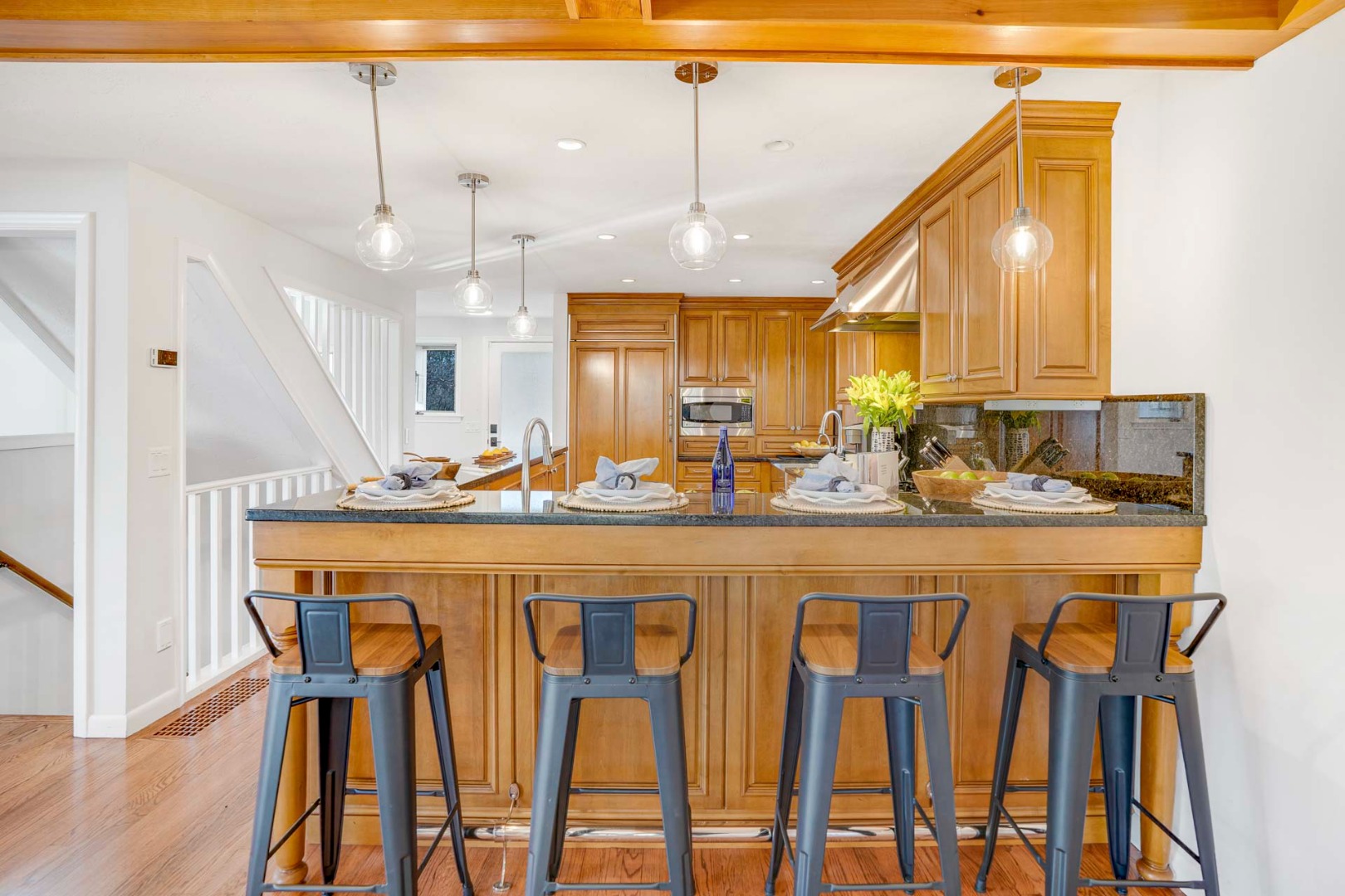 3 Hidden Cove Road Oak Bluffs, MA 02557 - Photo 17 of 53