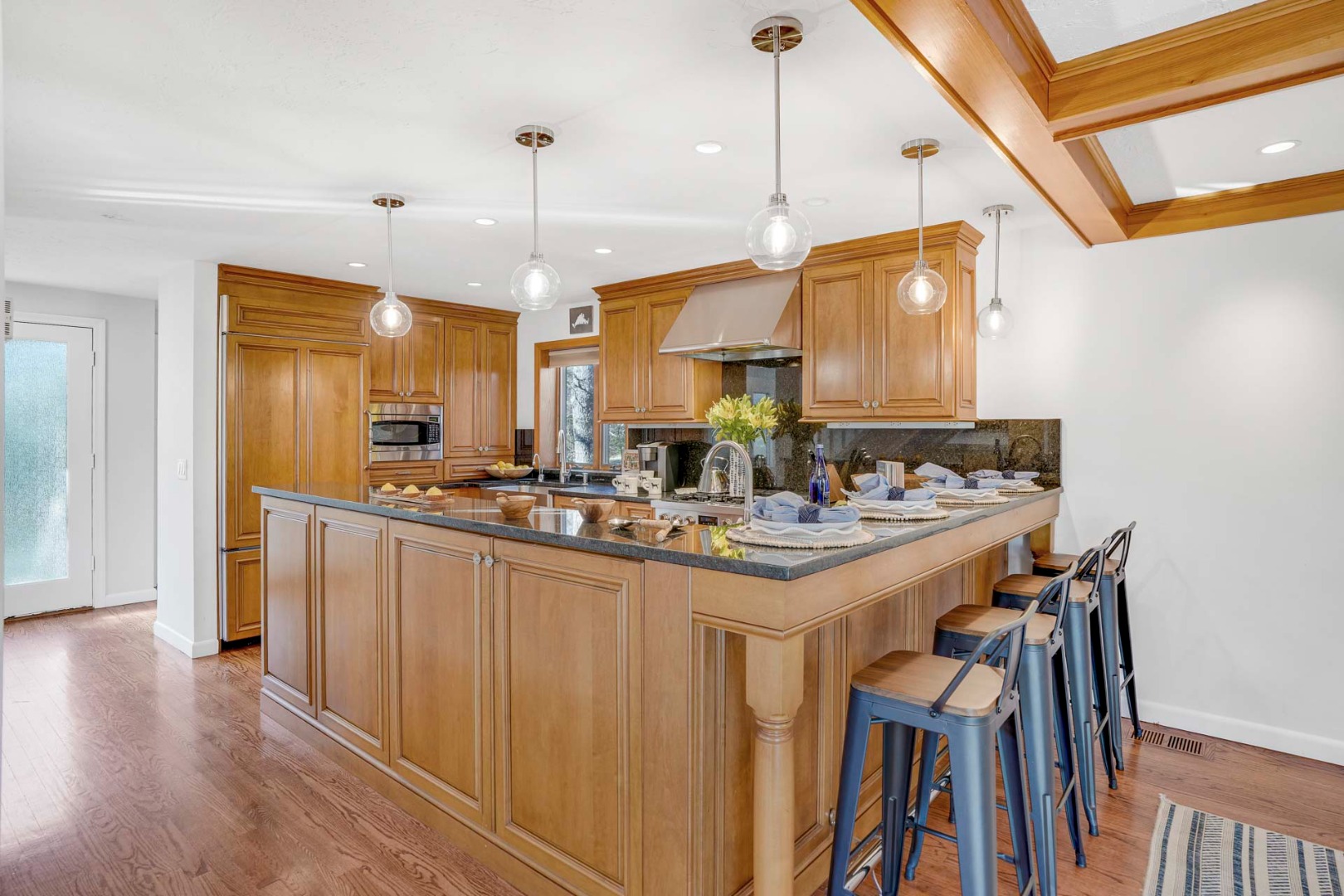 3 Hidden Cove Road Oak Bluffs, MA 02557 - Photo 18 of 53