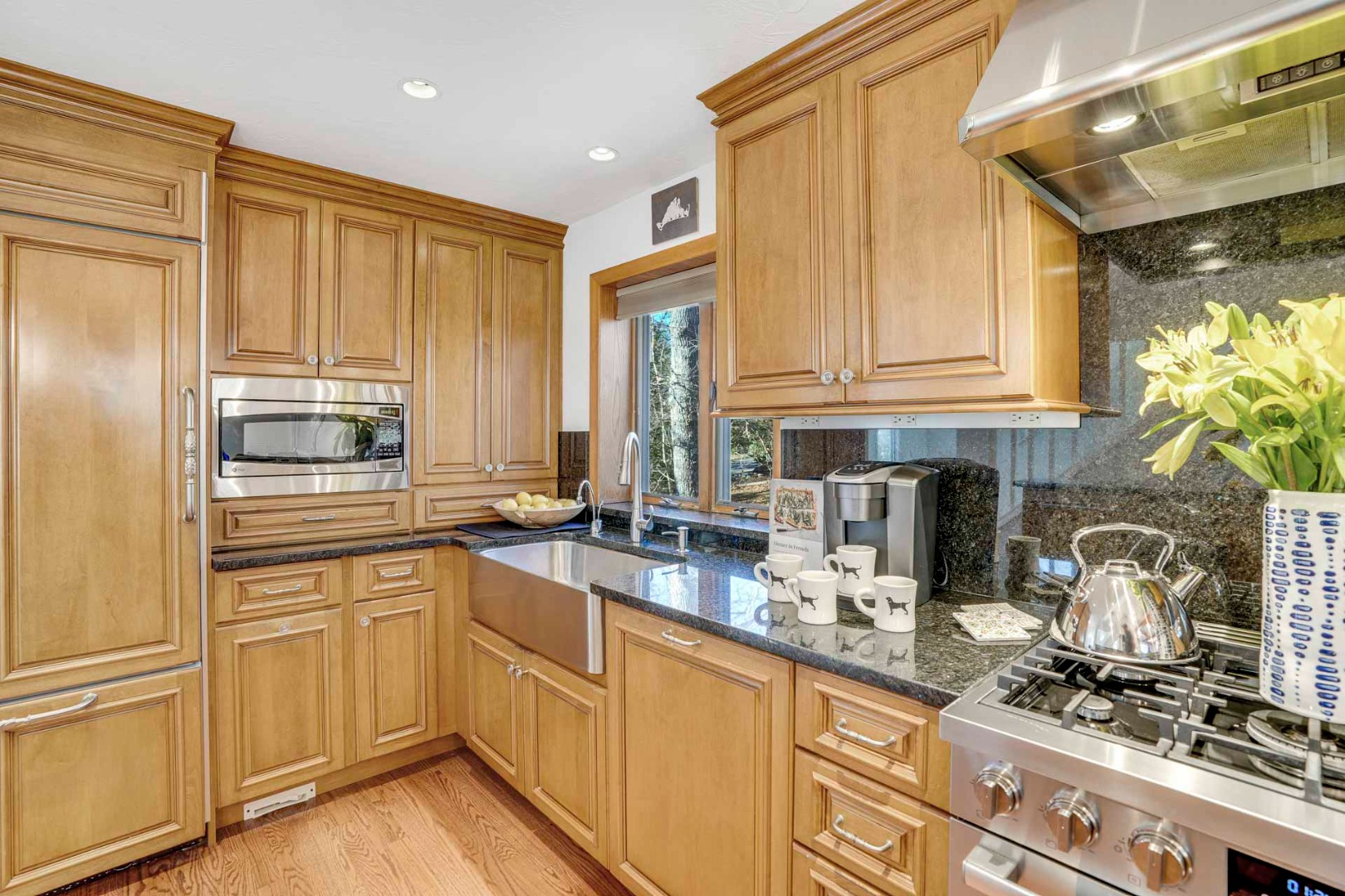 3 Hidden Cove Road Oak Bluffs, MA 02557 - Photo 19 of 53