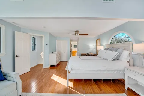 $2,295,000 | 3 Hidden Cove Road, Oak Bluffs, MA 02557