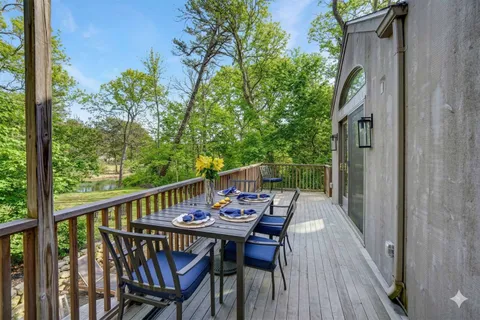 $2,295,000 | 3 Hidden Cove Road, Oak Bluffs, MA 02557