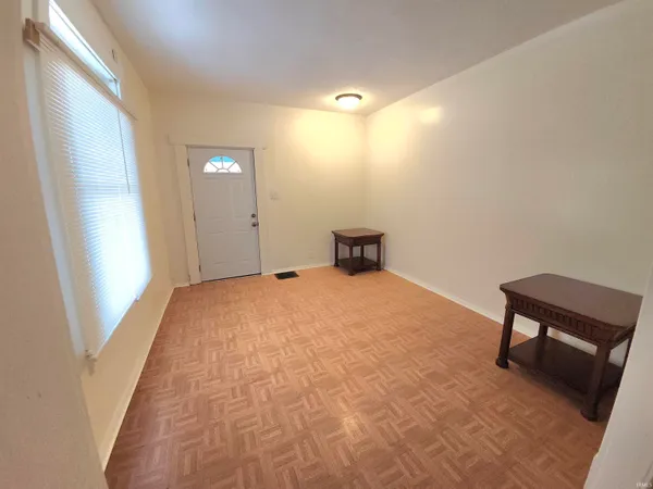 $1,100 | 1302 North Lafountain Street, Unit B, Kokomo, IN 46901