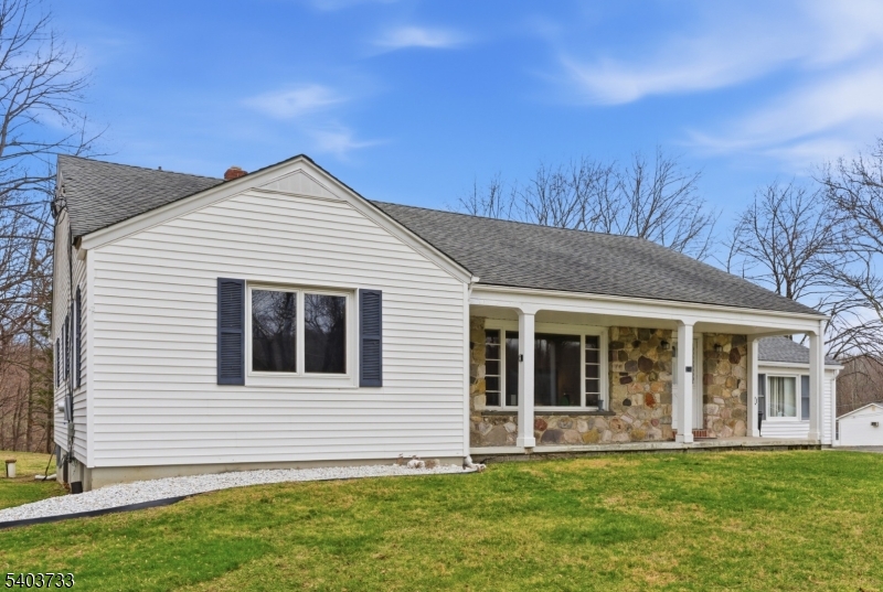 210 Highway 284 Wantage, NJ 07461 - Photo 3 of 28 a front view of a house with a yard