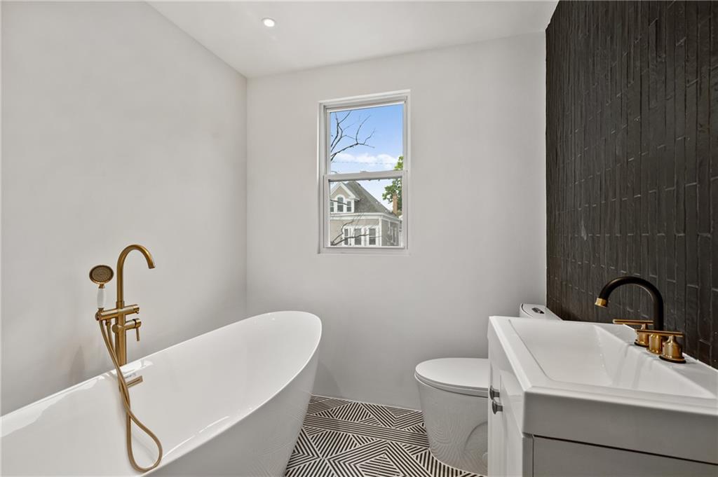 218 Fisk Avenue Pittsburgh, PA 15202 - Photo 20 of 22