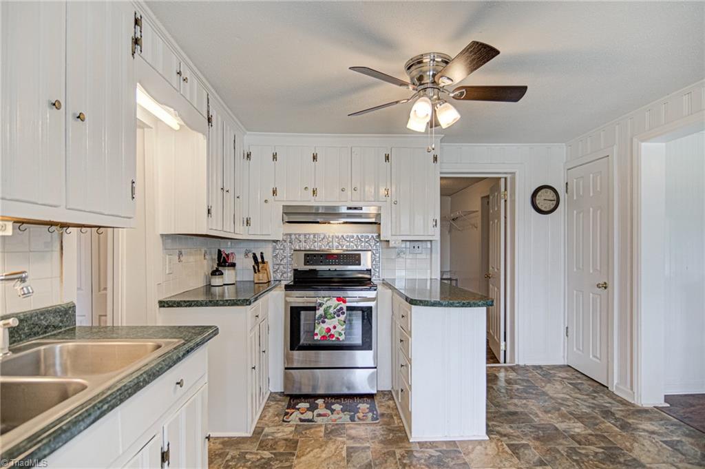 1227 Red Bank Road Germanton, NC 27019 - Photo 15 of 36 Gallery Image 15
