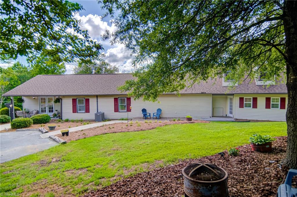 1227 Red Bank Road Germanton, NC 27019 - Photo 32 of 36 Gallery Image 32