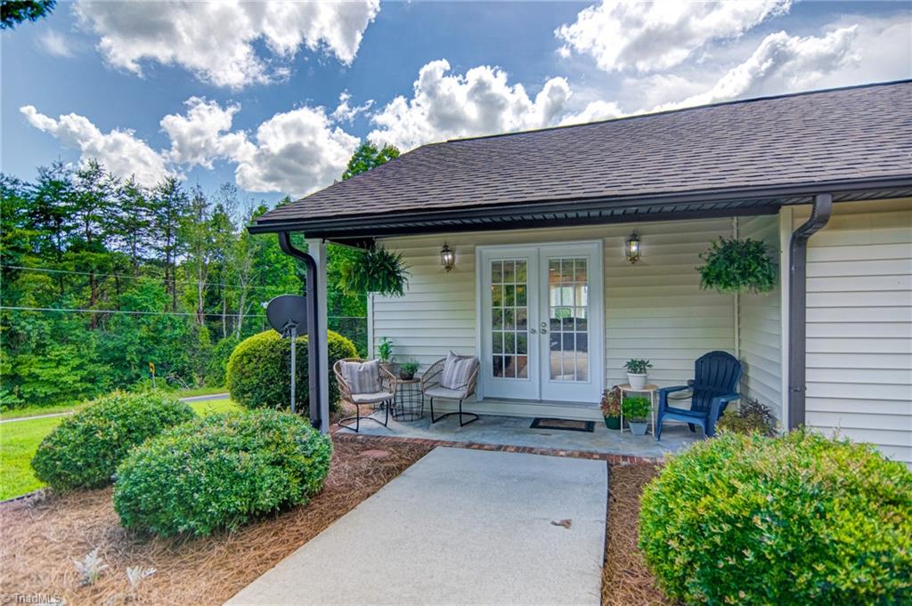1227 Red Bank Road Germanton, NC 27019 - Photo 34 of 36 Gallery Image 34