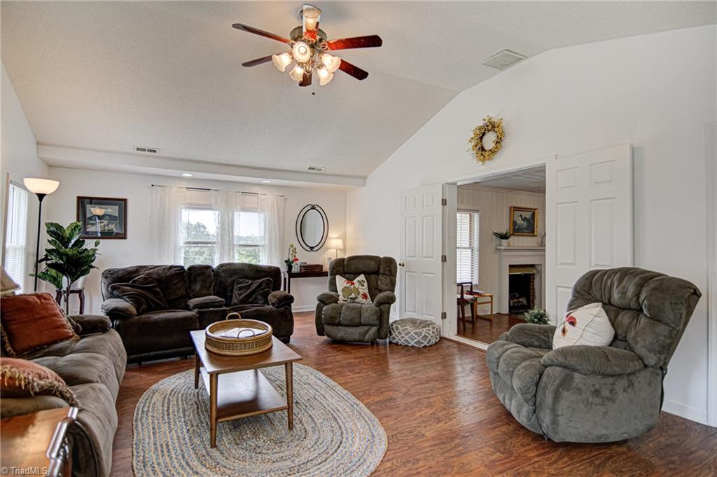 1227 Red Bank Road Germanton, NC 27019 - Photo 7 of 36 Gallery Image 7