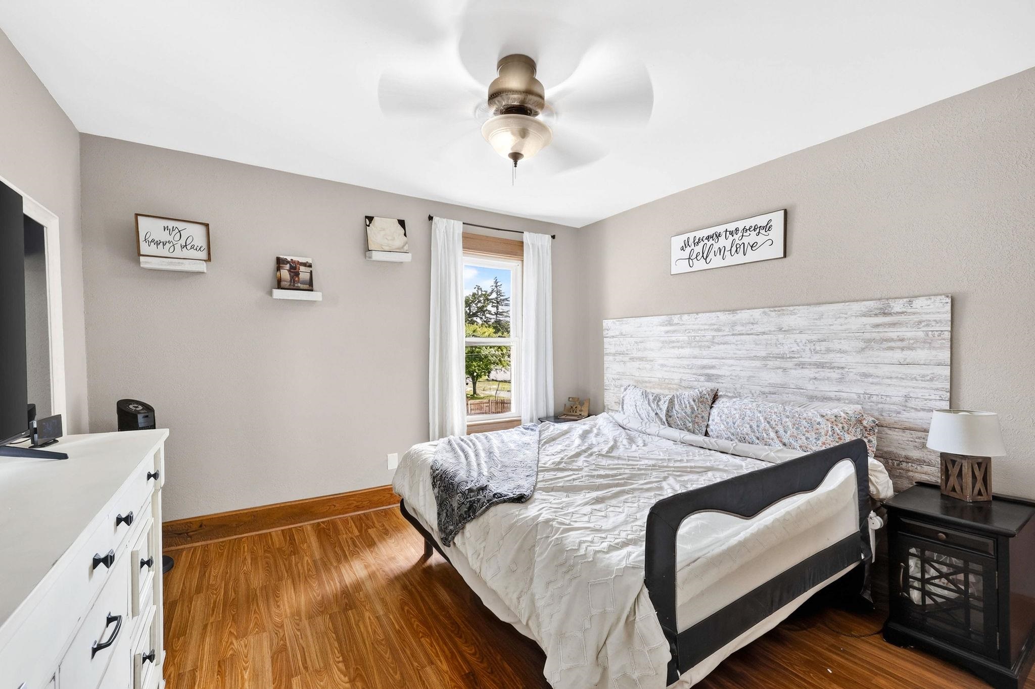 432 6th Street Baraboo, WI 53913 - Photo 32 of 56