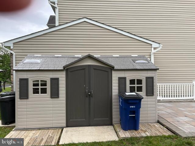 5870 Deer Ridge Lane Elkridge, MD 21075 - Photo 55 of 55 Nice size shed