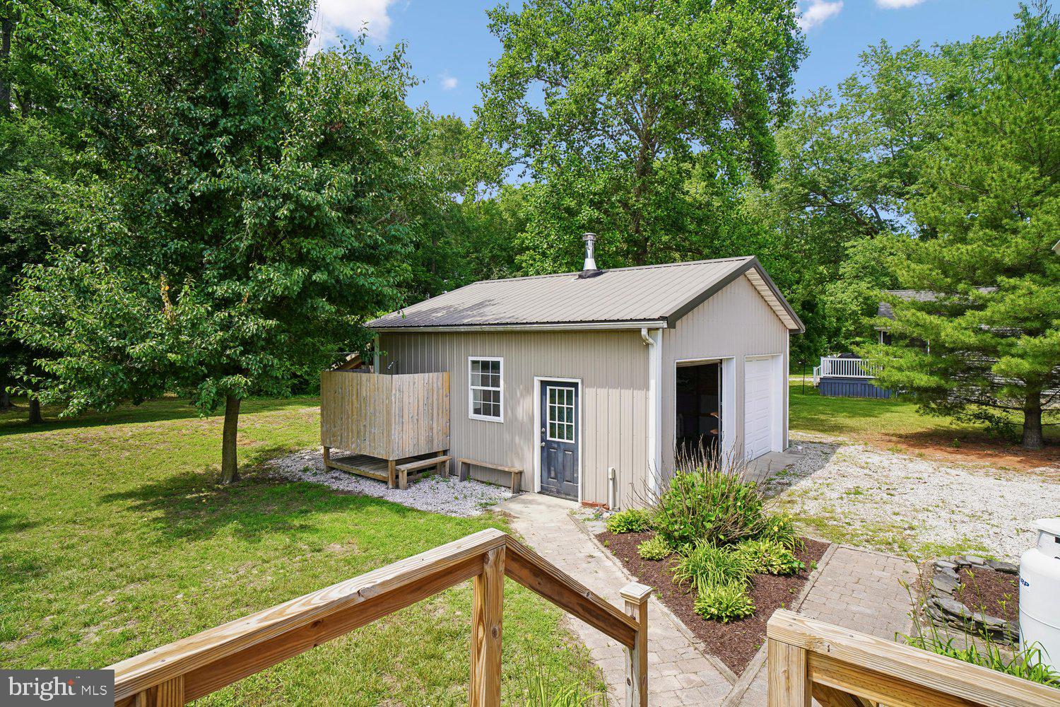 7496 Parsonsburg Road Parsonsburg, MD 21849 - Photo 24 of 60 Deck