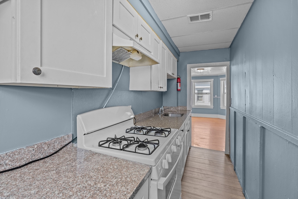 1819 Pleasant Street, Unit 3 Fall River, MA 02723 - Photo 14 of 28