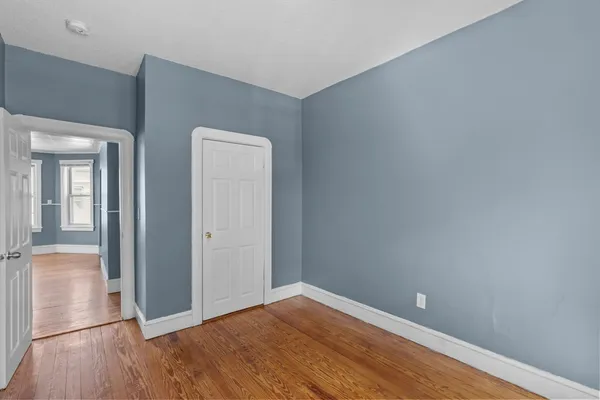 $2,500 | 1819 Pleasant Street, Unit 3, Fall River, MA 02723