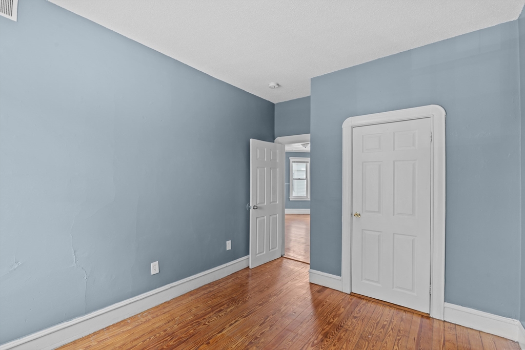 1819 Pleasant Street, Unit 3 Fall River, MA 02723 - Photo 20 of 28