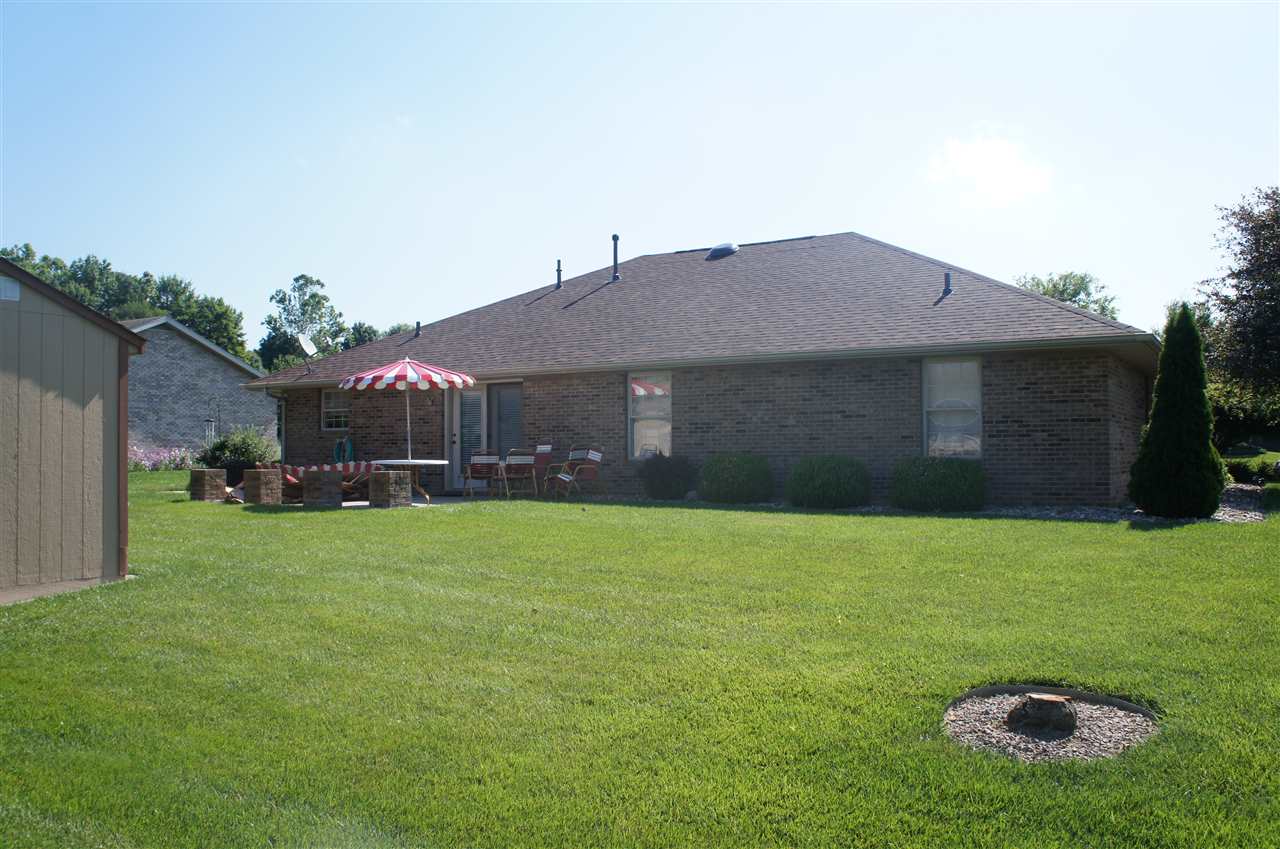 343 Ridgewood Lane Jasper, IN 47546 - Photo 10 of 11 Gallery Image 10
