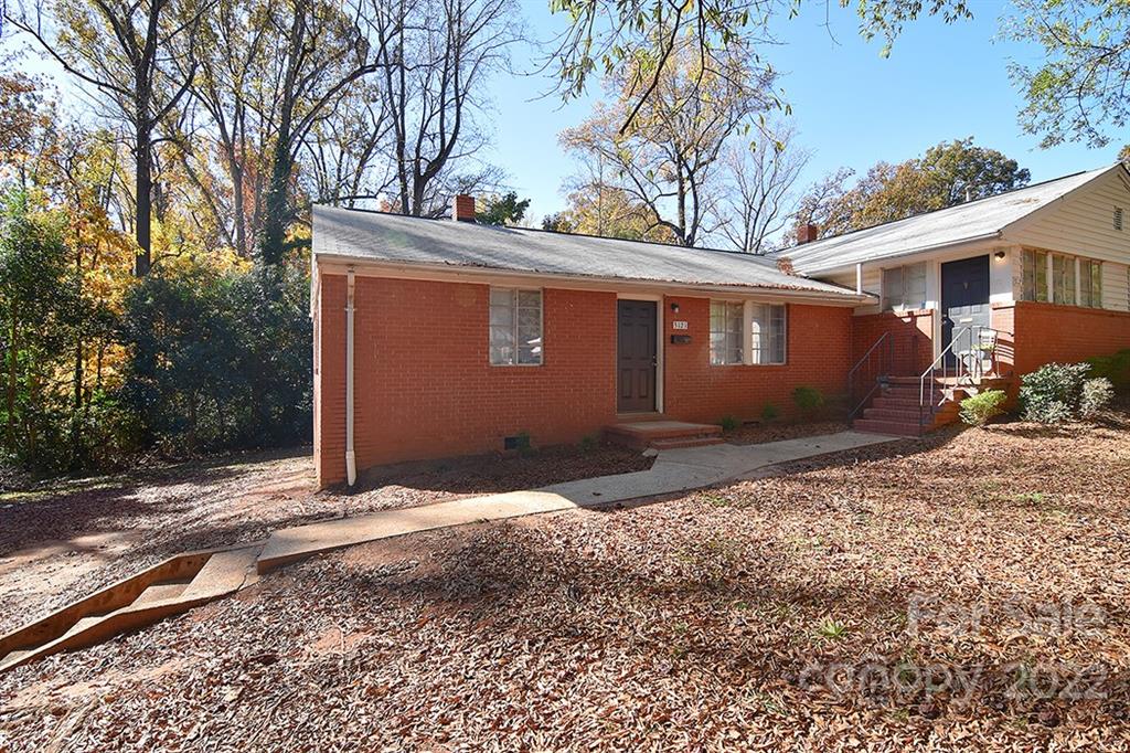 3121 Minnesota Road Charlotte, NC 28208 - Photo 3 of 27 Gallery Image 3