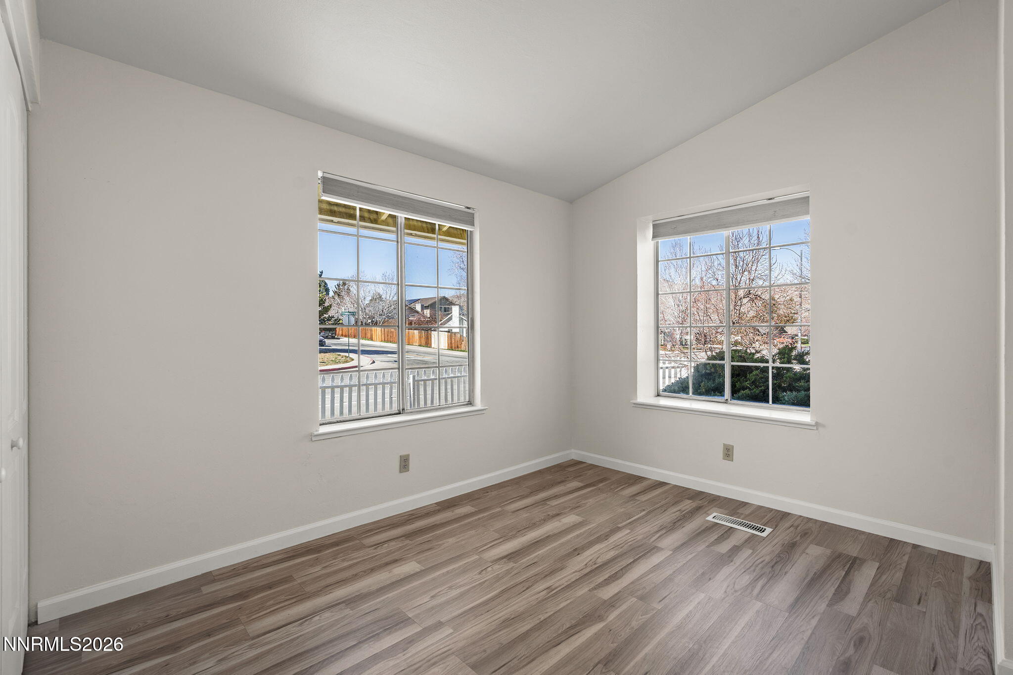 6290 Chesterfield Lane Reno, NV 89523 - Photo 18 of 21 an empty room with a window
