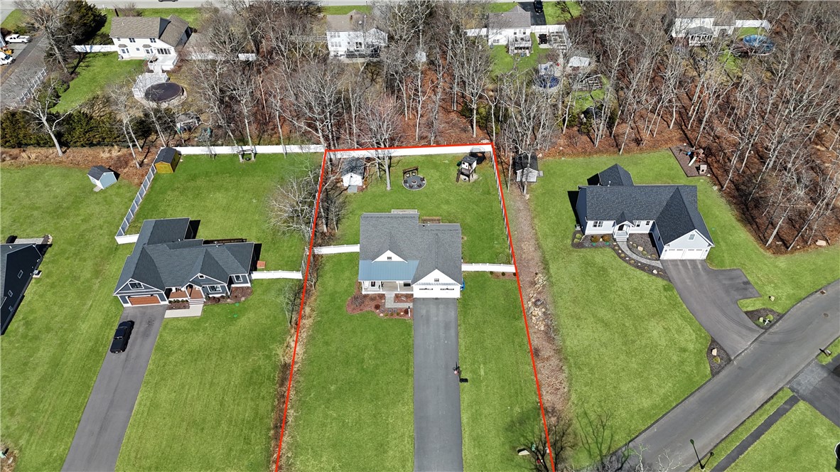 74 Lyne Road Tiverton, RI 02878 - Photo 3 of 48 Gallery Image 3