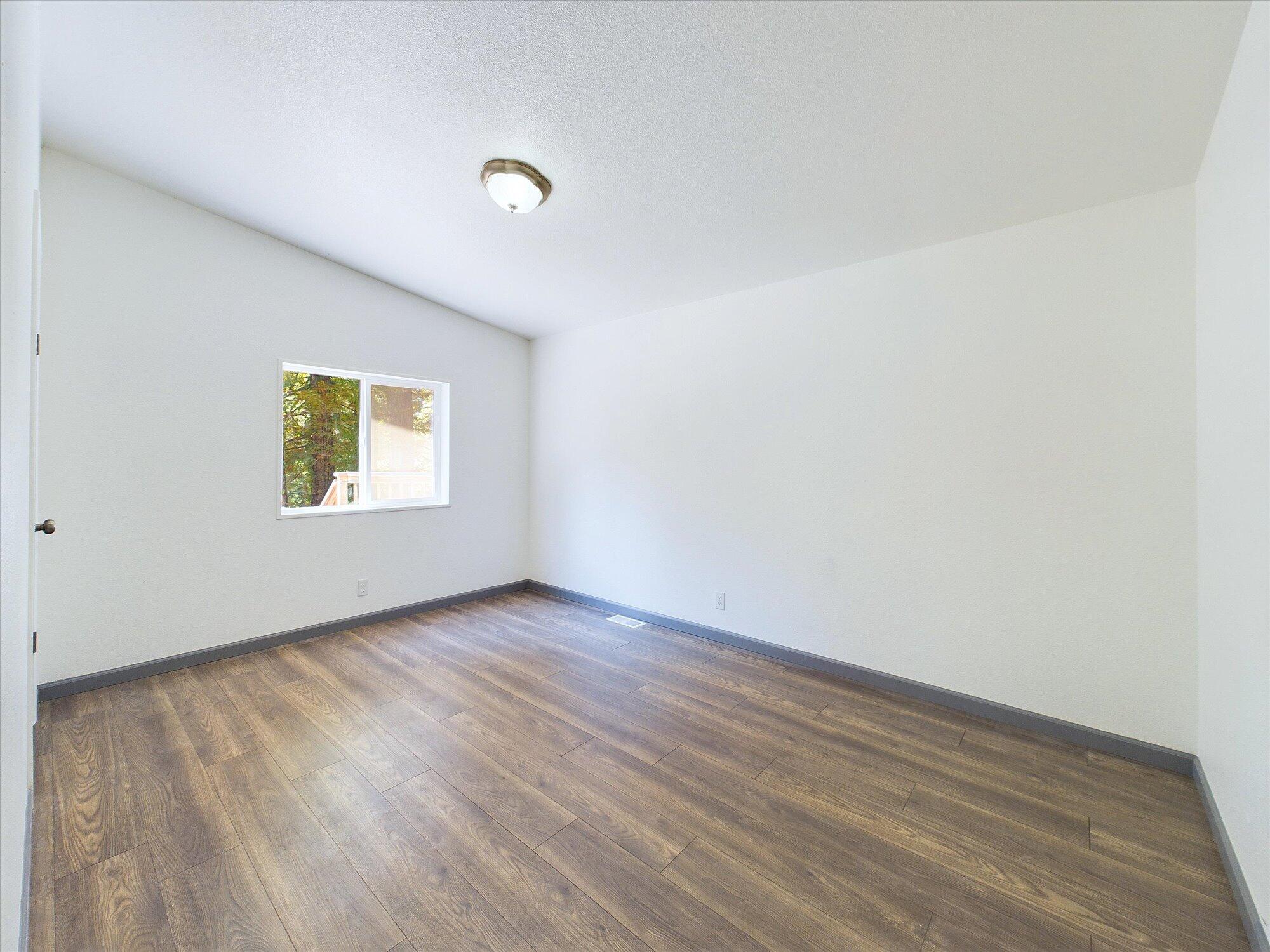 210 Madrone Road Weott, CA 95571 - Photo 30 of 81 Gallery Image 30