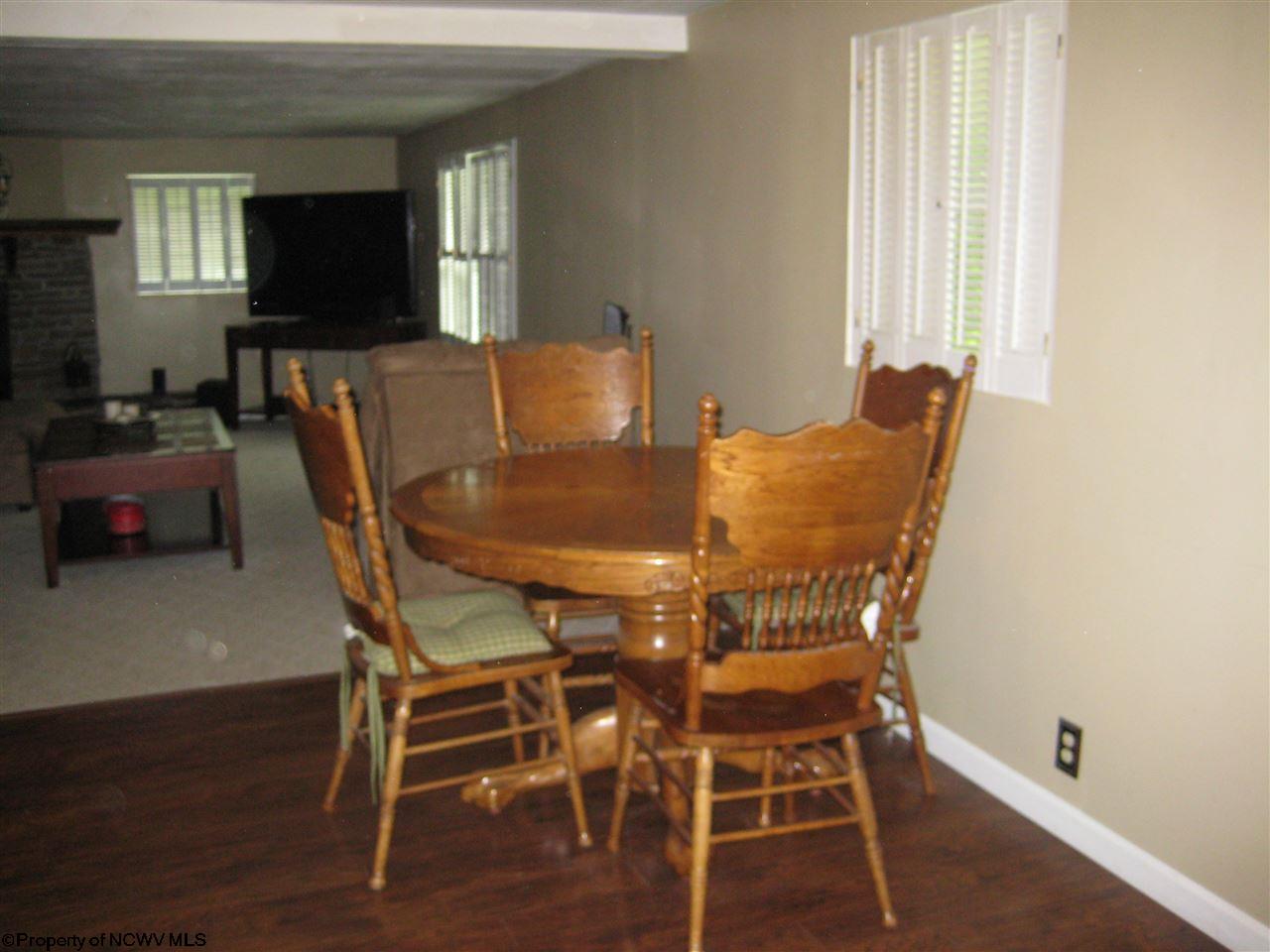 1550 Dogtown Road Reedsville, WV 26547 - Photo 6 of 20 Gallery Image 6
