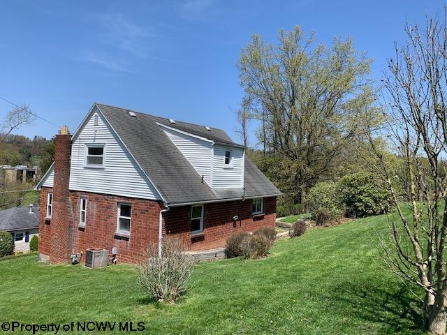 1322 Overhill Road Fairmont, WV 26554 - Photo 6 of 28 Gallery Image 6