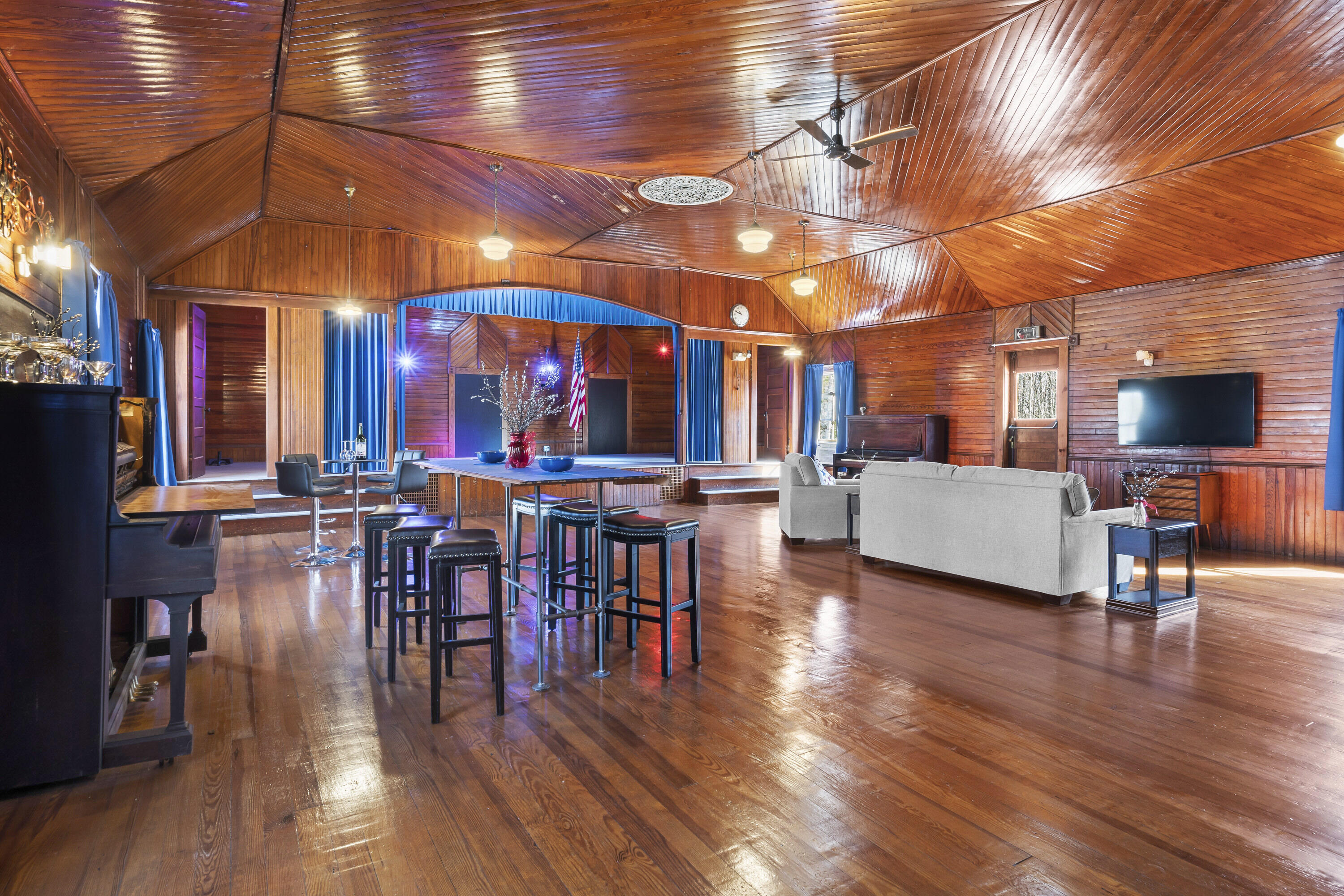 31 River Road Livermore Falls, ME 04254 - Photo 2 of 77 31 River Road_146