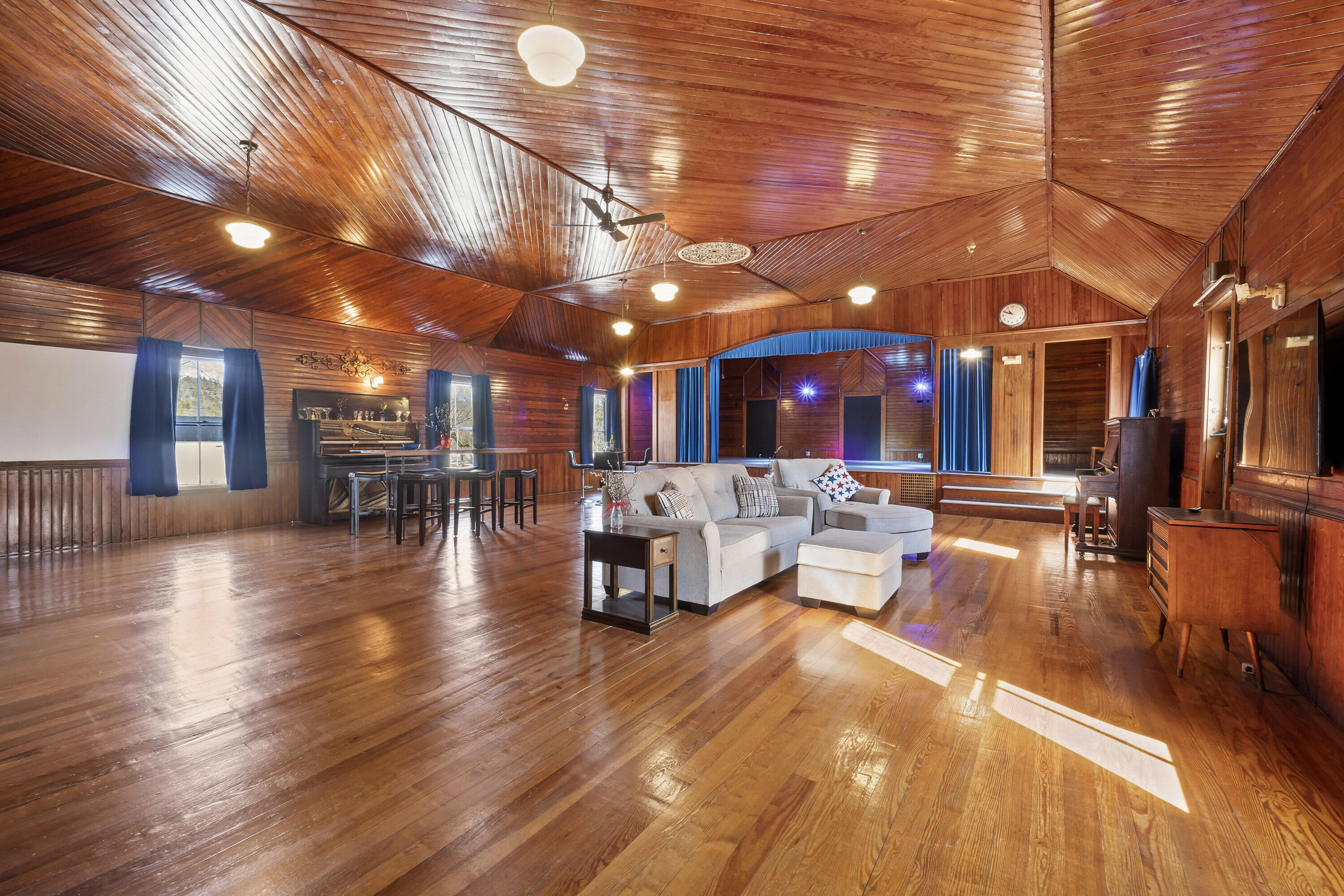 31 River Road Livermore Falls, ME 04254 - Photo 6 of 77 31 River Road_132