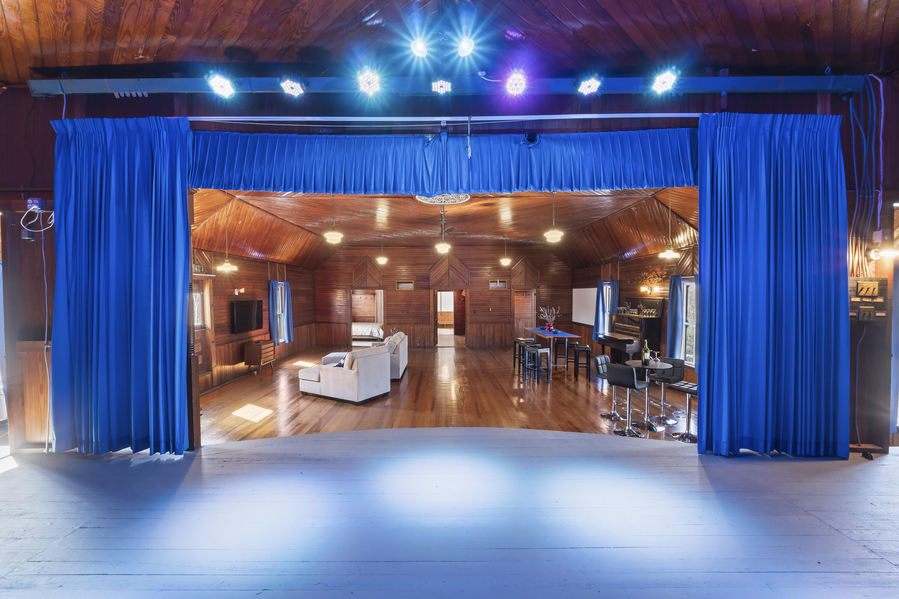 31 River Road Livermore Falls, ME 04254 - Photo 9 of 77 31 River Road_138