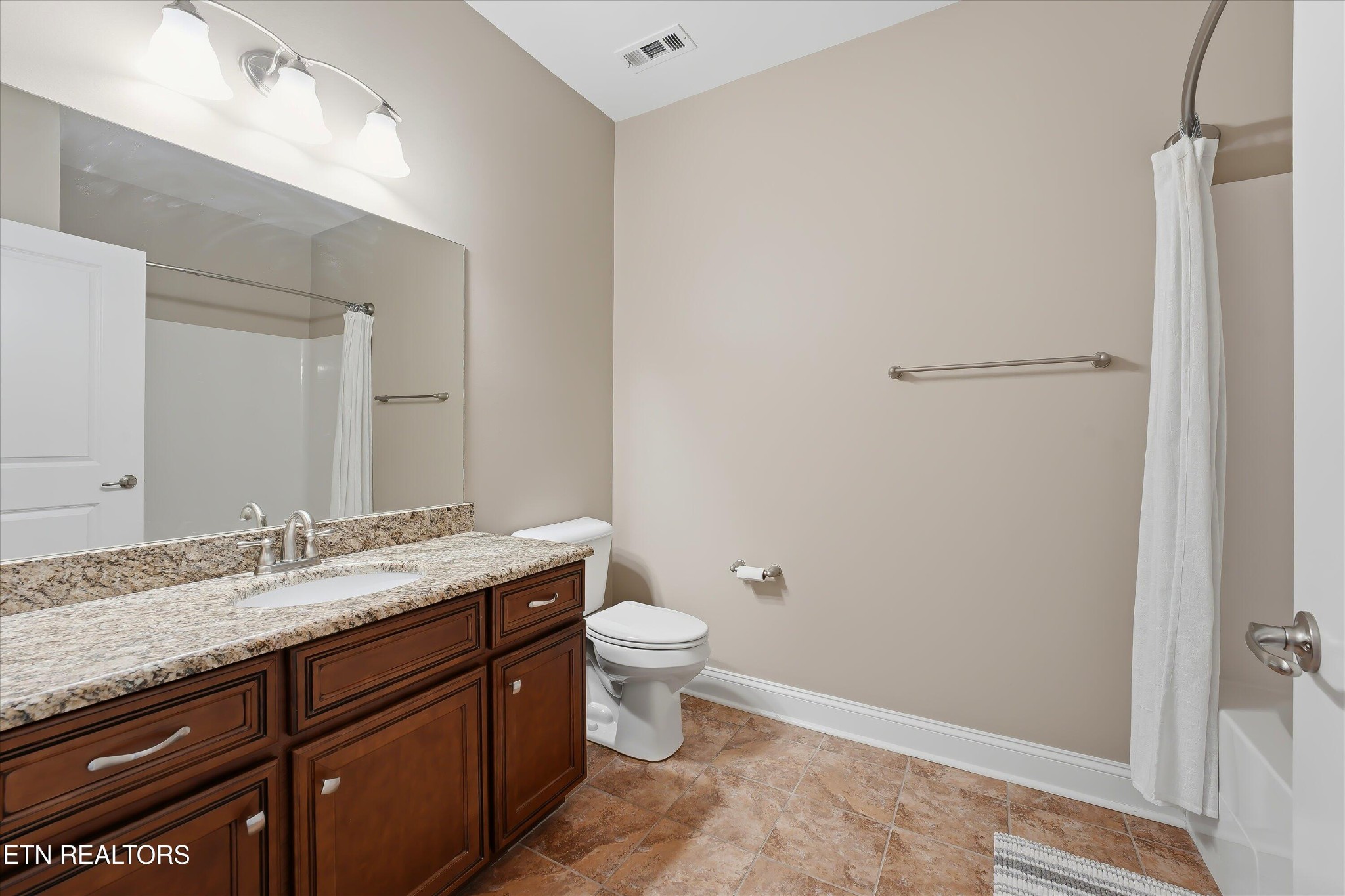 334 Centennial Bluff Boulevard Oak Ridge, TN 37830 - Photo 13 of 33