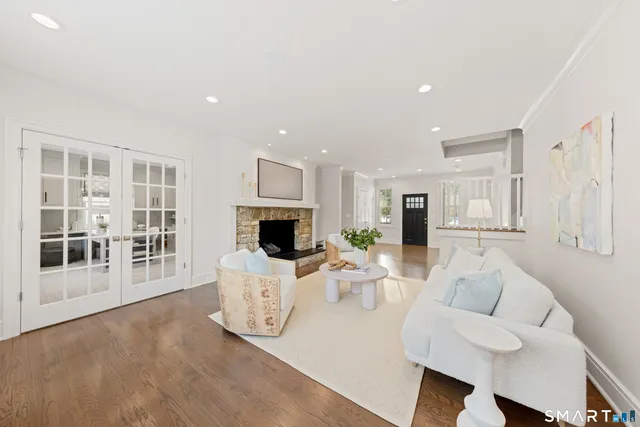 $2,699,000 | 16 Gault Park Drive, Westport, CT 06880