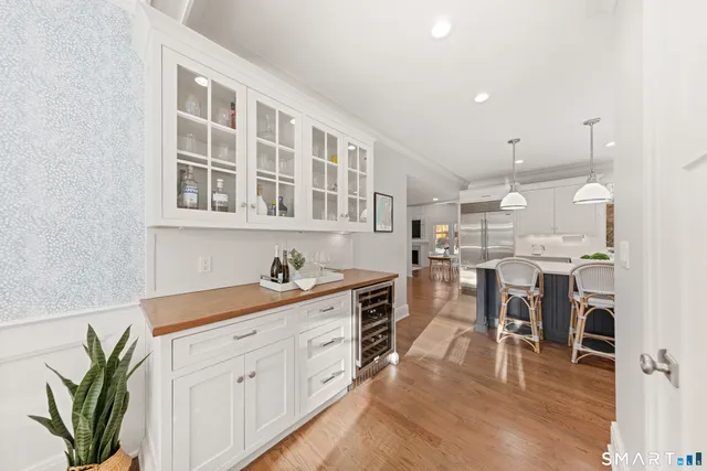 $2,699,000 | 16 Gault Park Drive, Westport, CT 06880