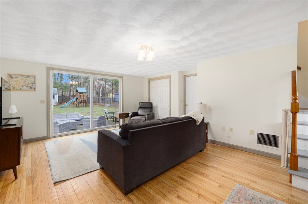 12 Princess Pine Drive Rehoboth, MA 02769 - Photo 16 of 42