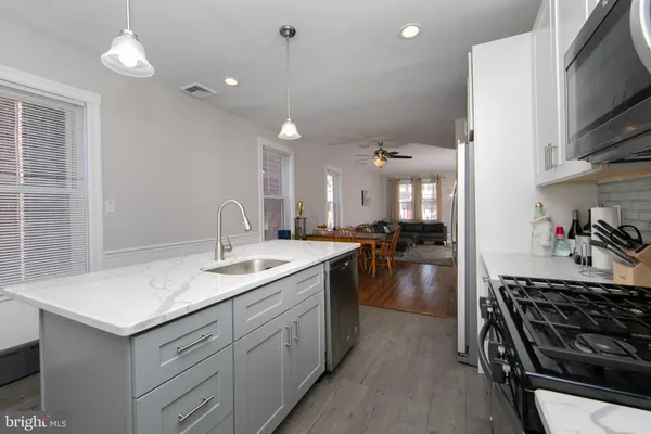 $2,500 | 8 Wynnewood Avenue, Collingswood, NJ 08108