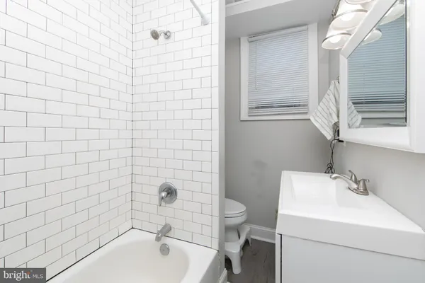 $2,500 | 8 Wynnewood Avenue, Collingswood, NJ 08108